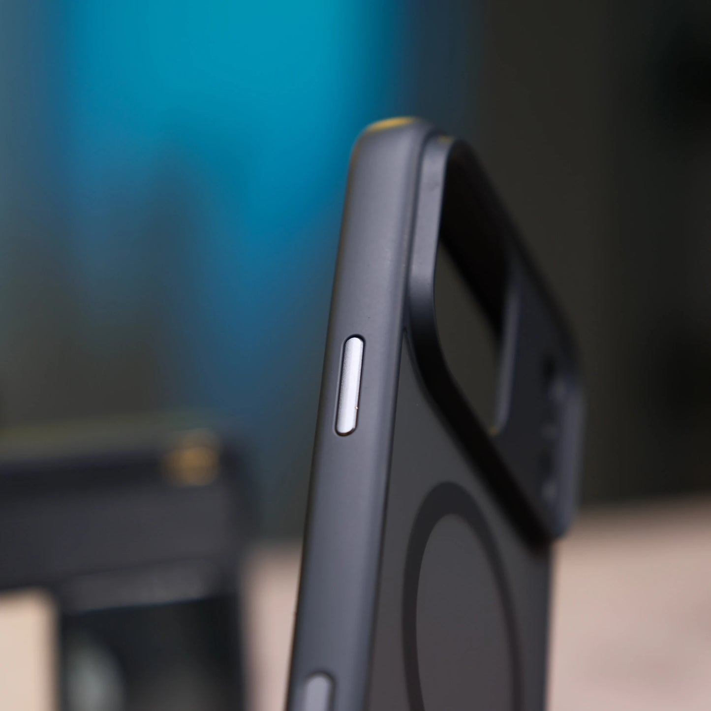 iPhone 8 için Flet MagSafe'li Kılıf