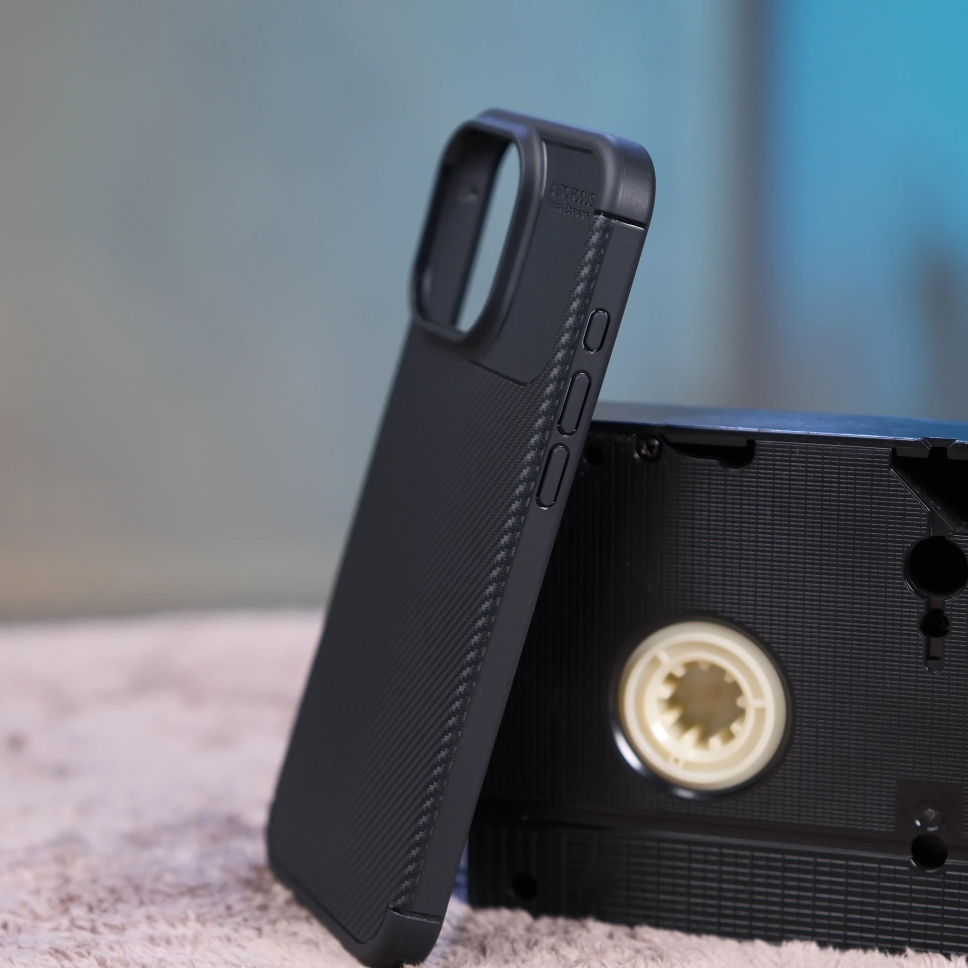 iPhone 12 Pro Max için Negro Kılıf