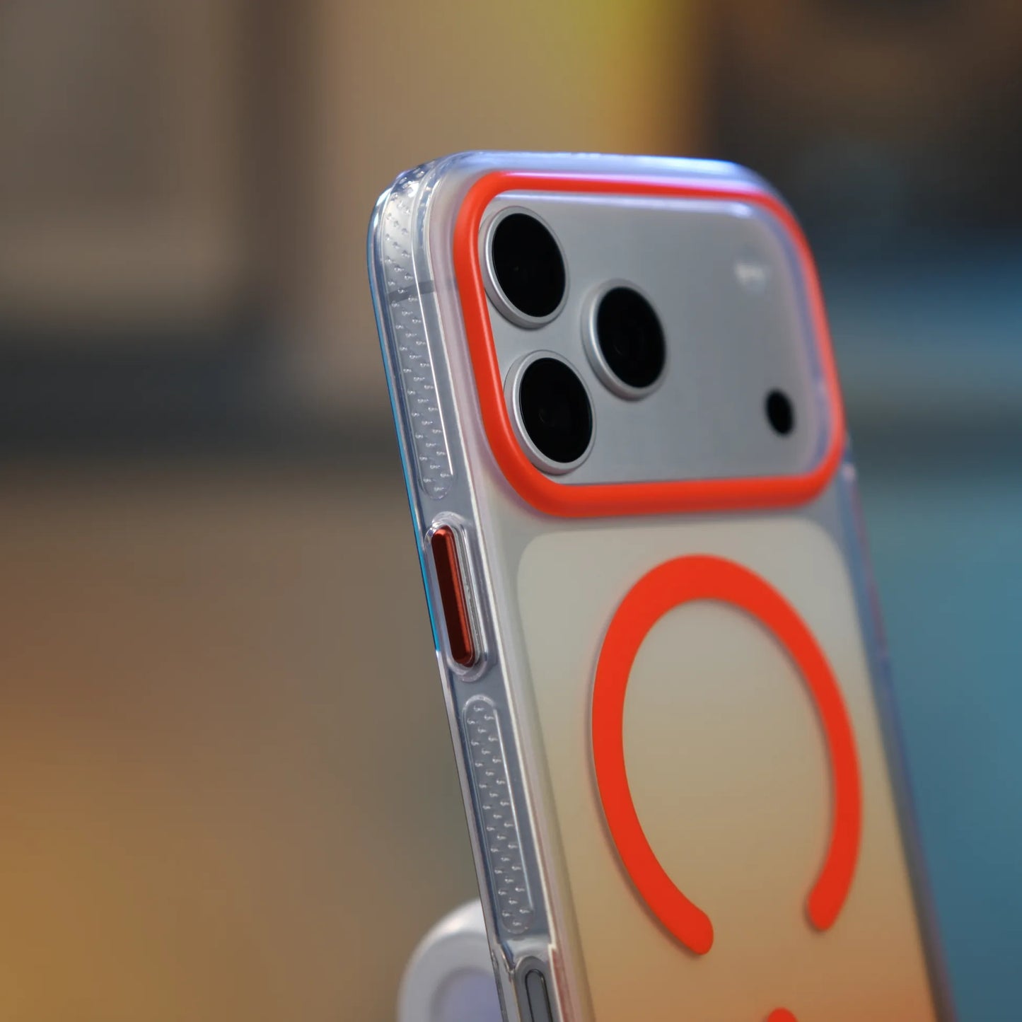 iPhone 17 Pro Max için MagSafe'li Toros Kapak