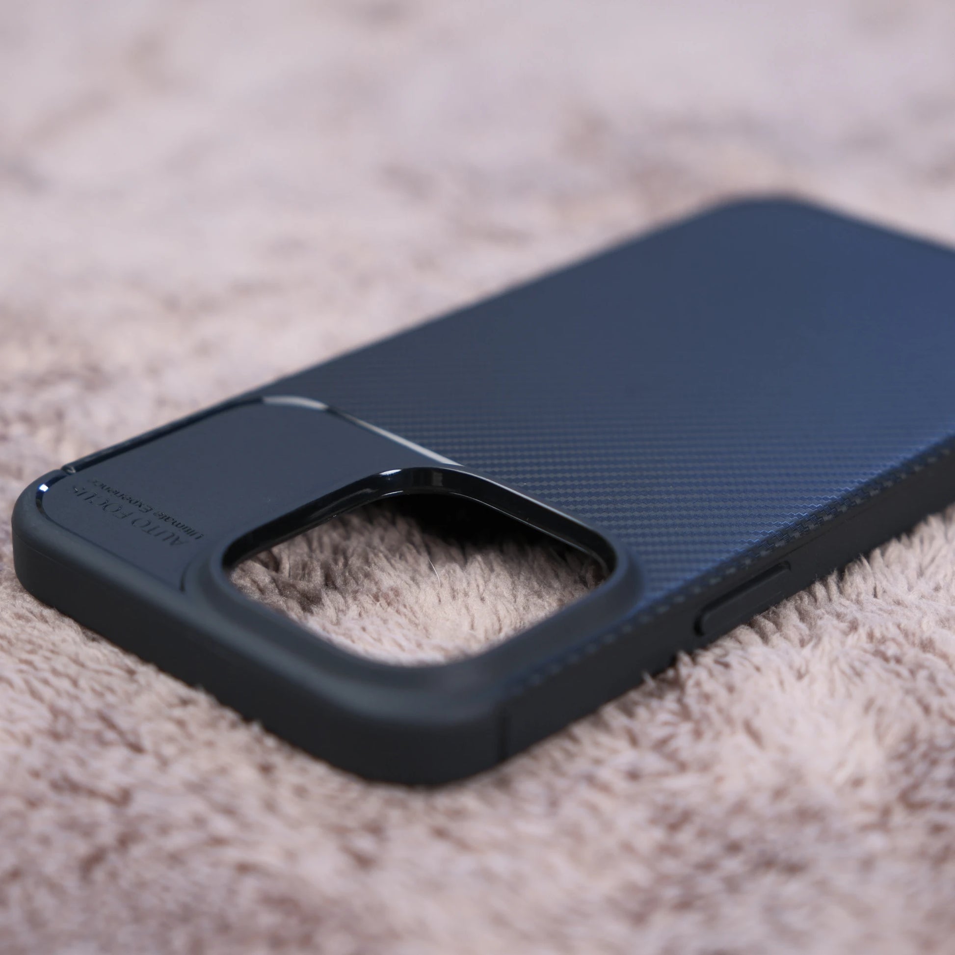 iPhone 13 Pro için Negro Kılıf