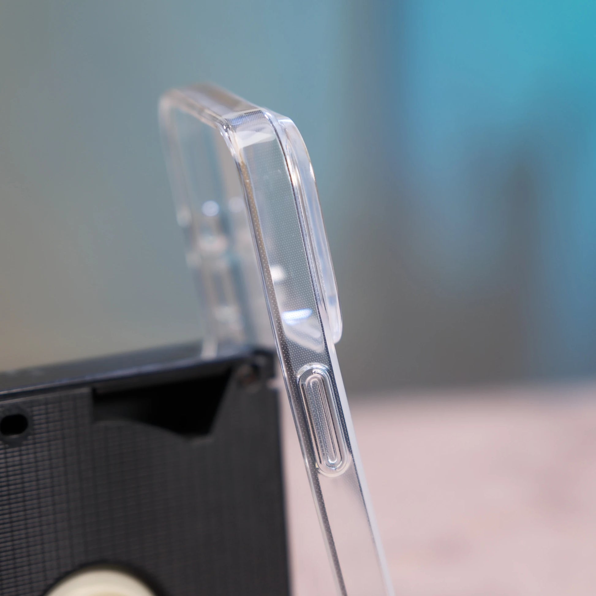 iPhone 16 Pro için Şeffaf Kılıf