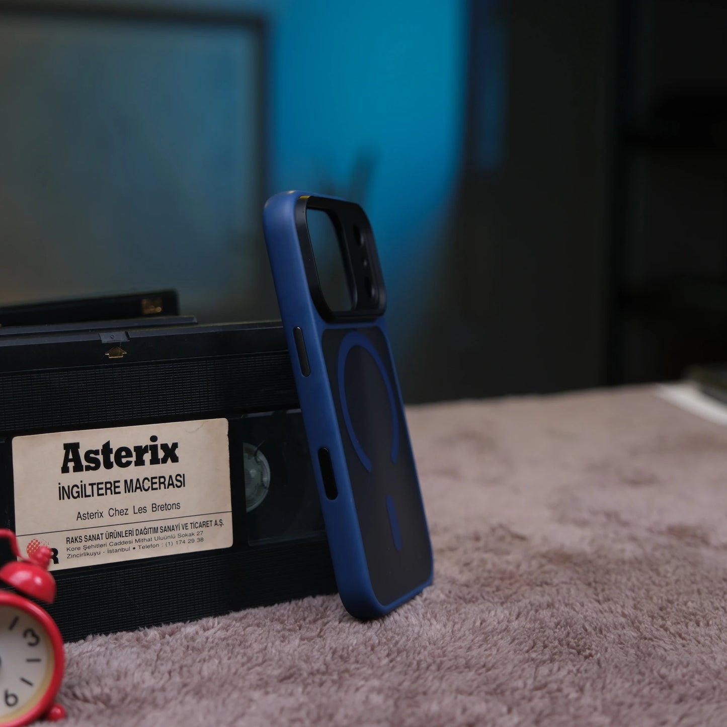 iPhone 12 için Flet MagSafe'li Kılıf