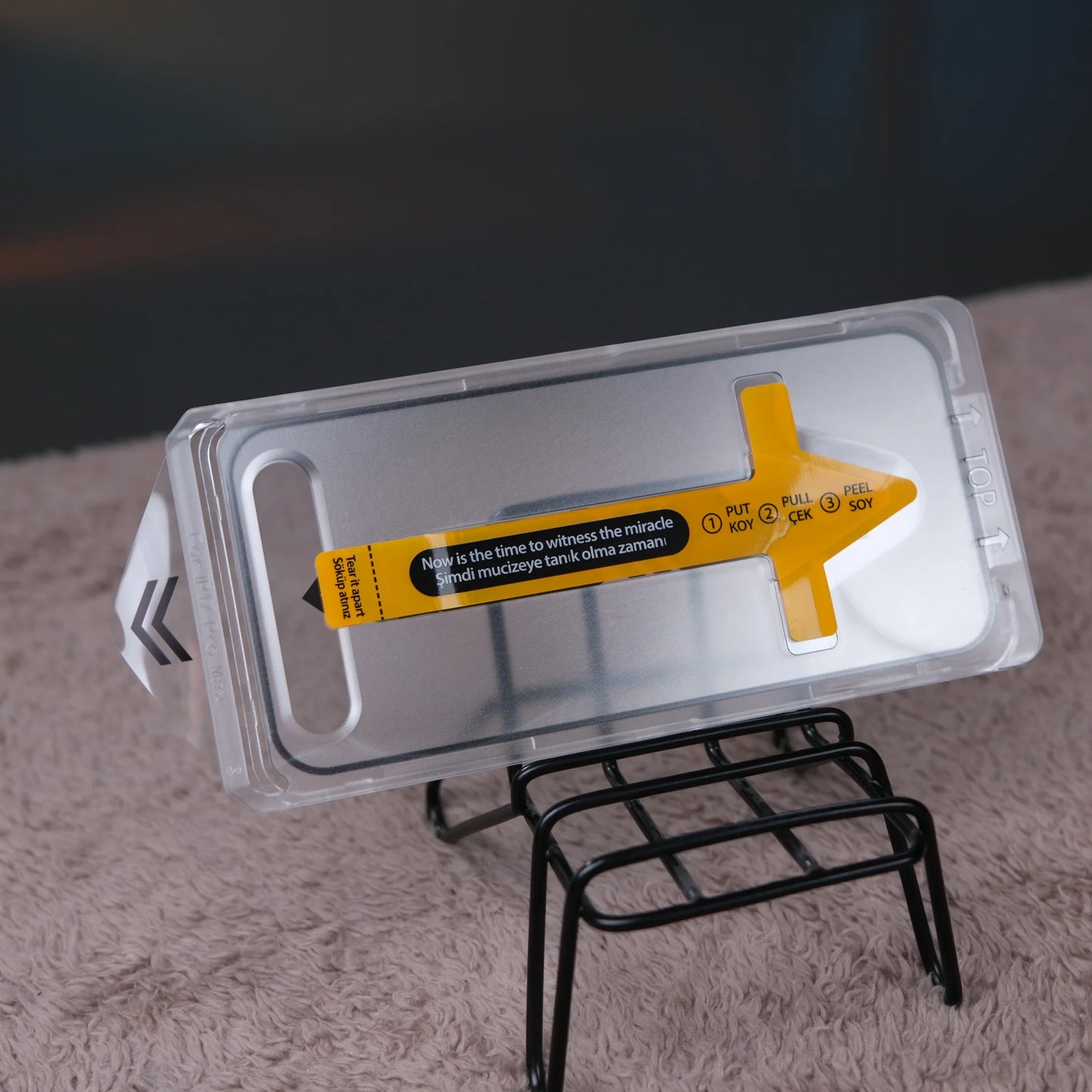 iPhone 16 Plus için Ekran Koruyucu - Kolay Uygulama Aparatlı