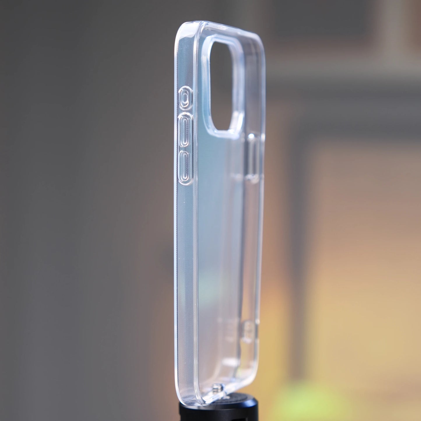 iPhone 16 Pro için Şeffaf Kılıf