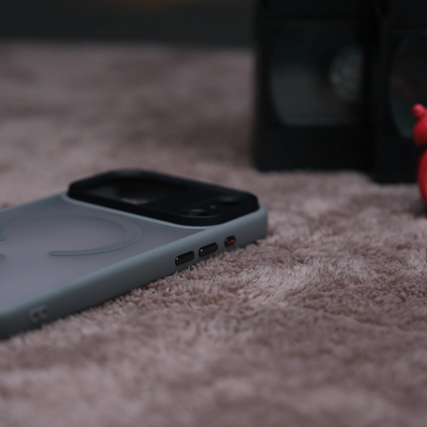 iPhone 16e için Flet MagSafe'li Kılıf