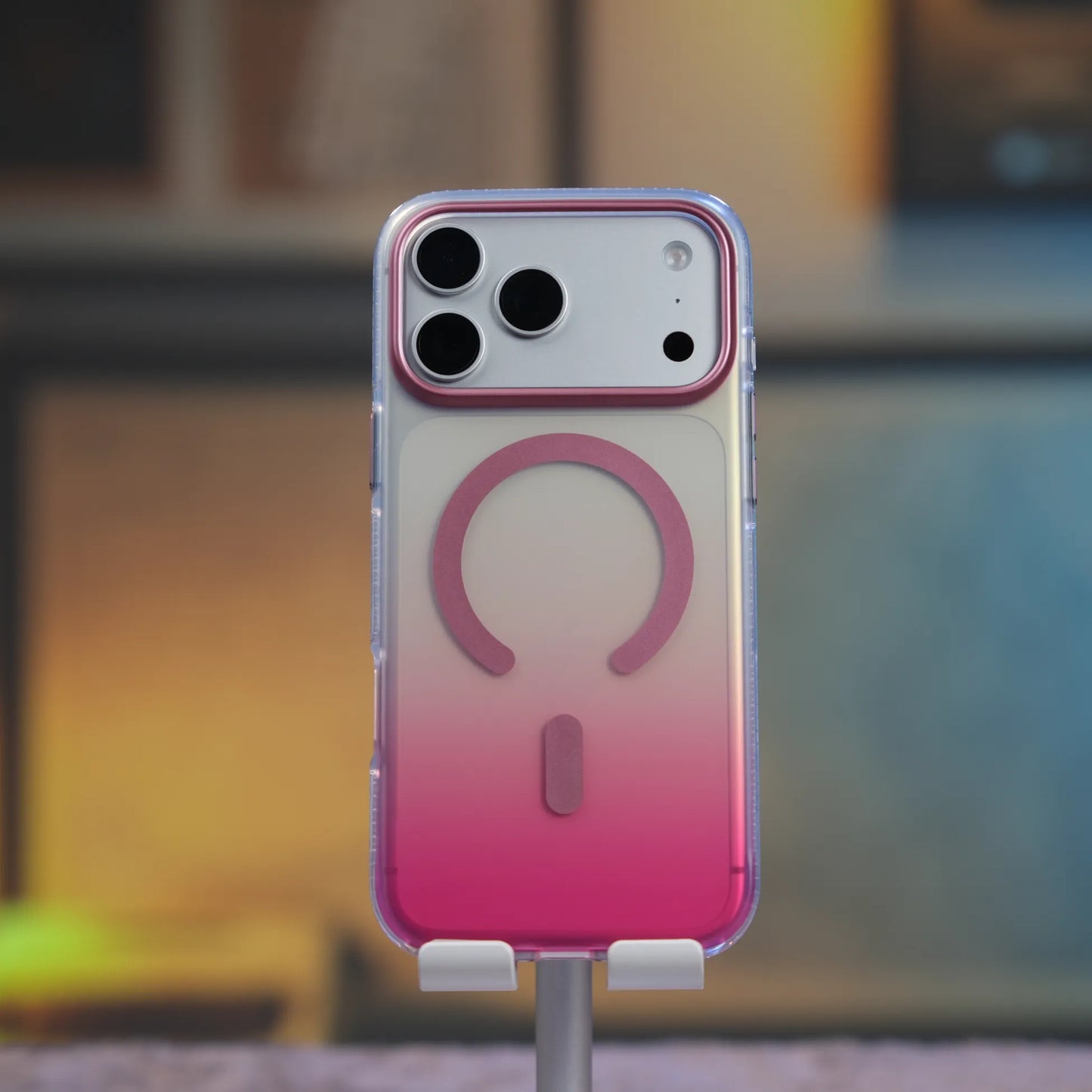 iPhone 17 Pro için MagSafe'li Toros Kapak