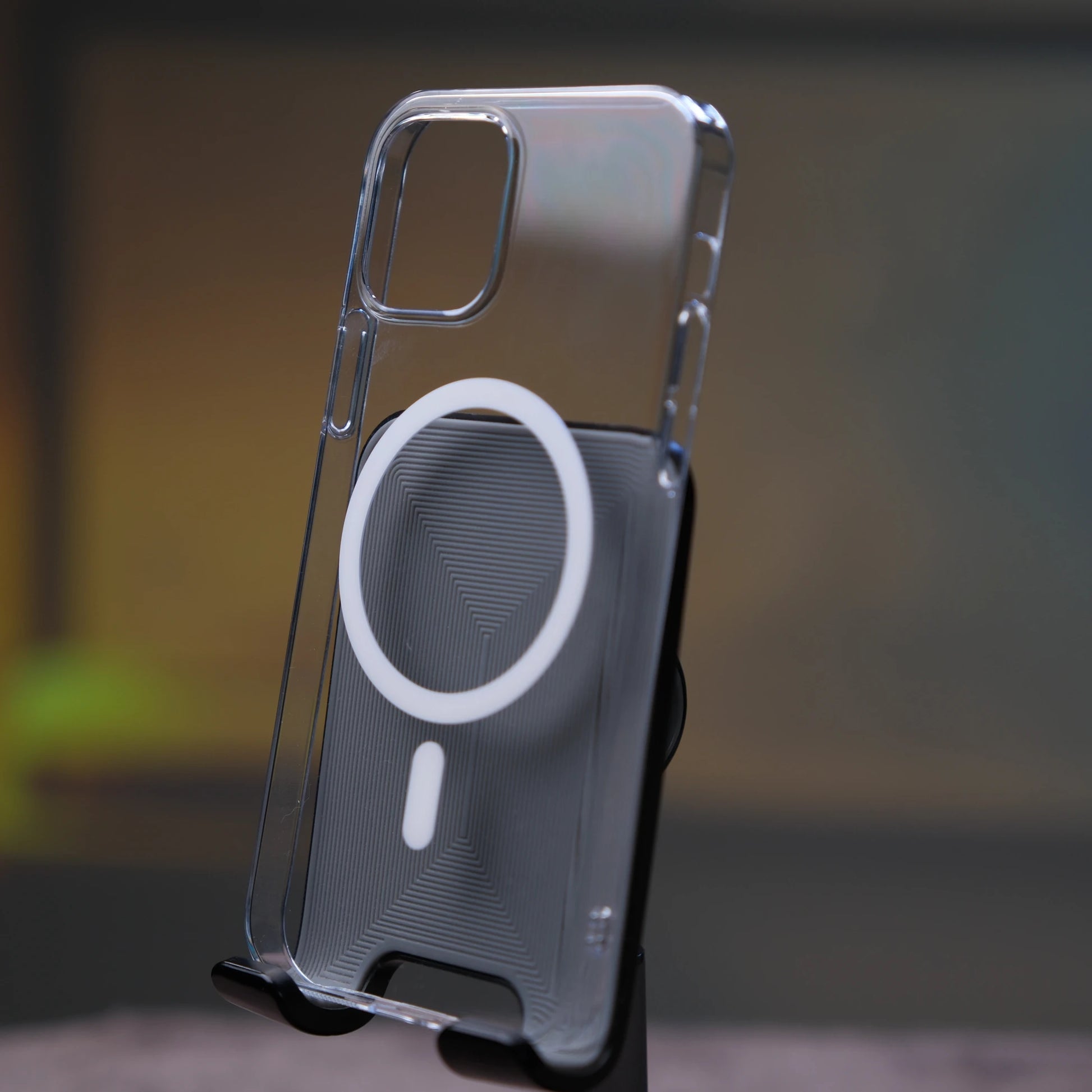 iPhone 12 için Sararmayan We Are Clean Kılıf