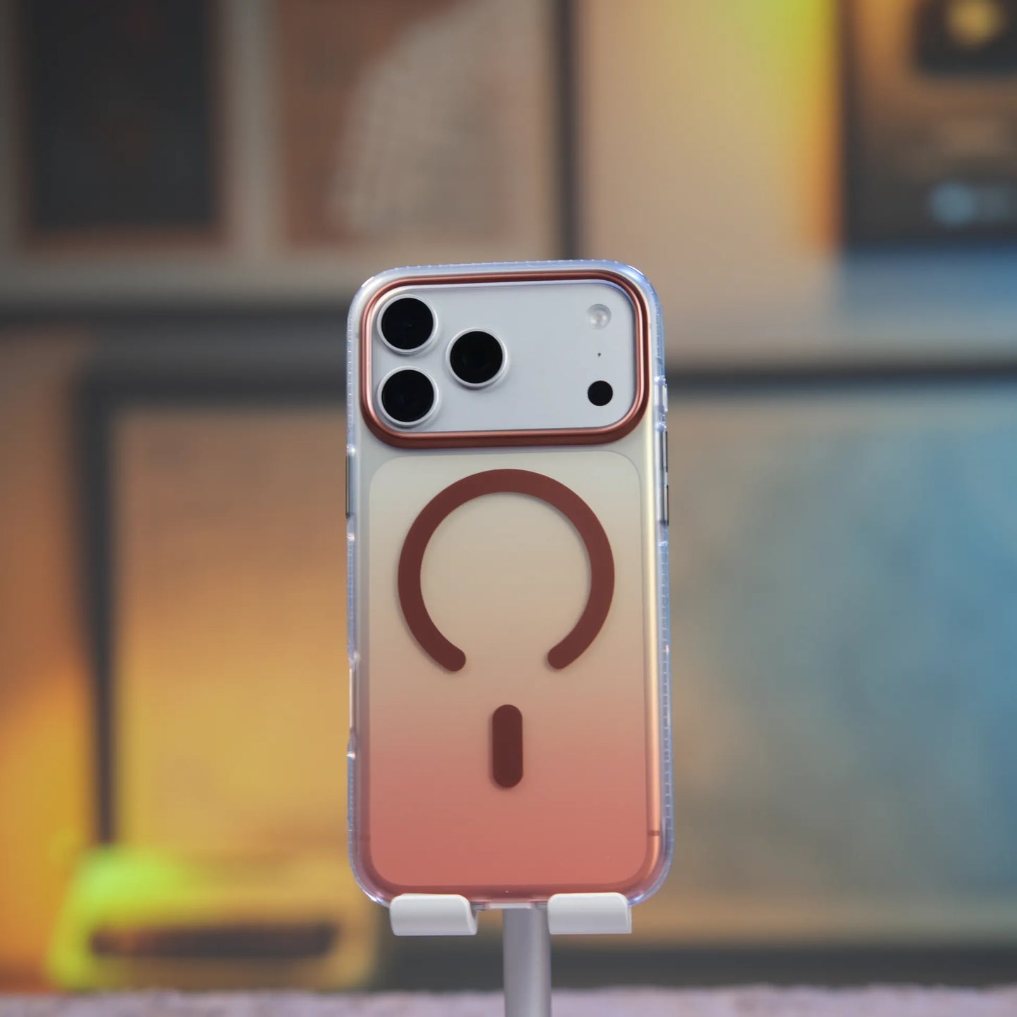 iPhone 17 Pro Max için MagSafe'li Toros Kapak