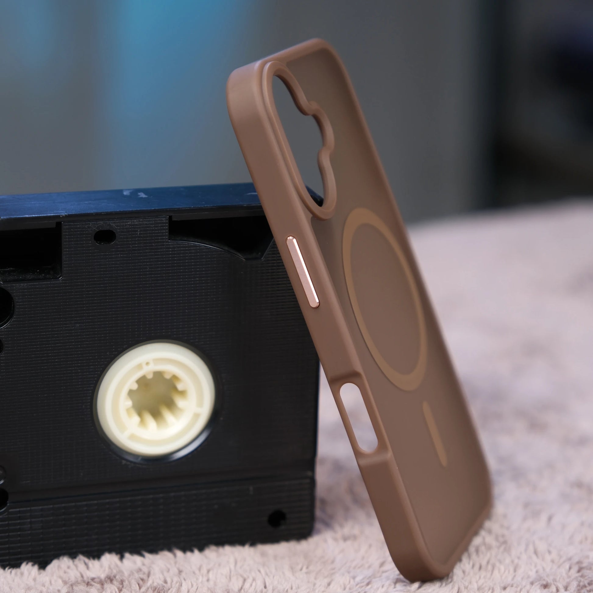 iPhone 16 İçin Sio Kılıf