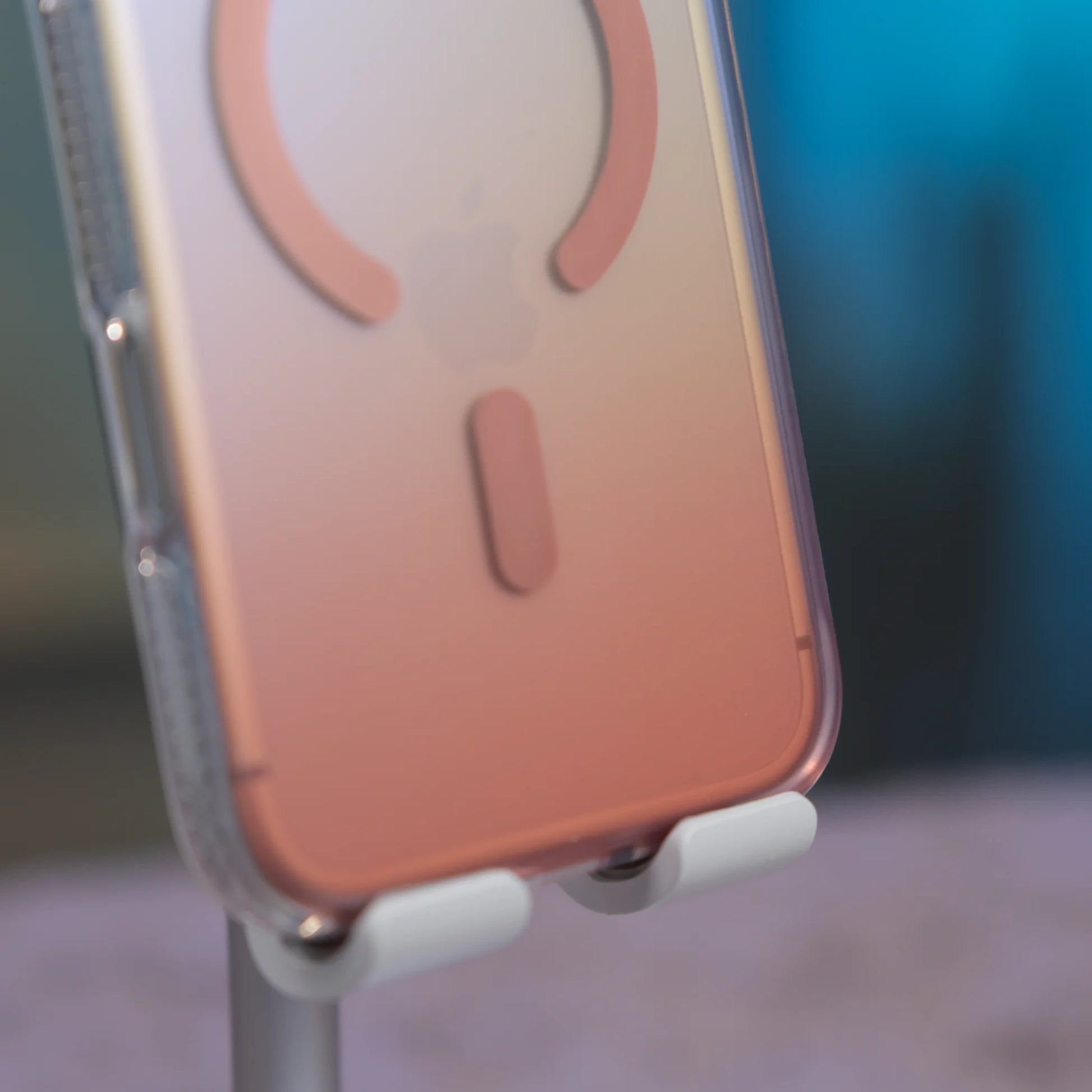 iPhone 17 Pro için MagSafe'li Toros Kapak